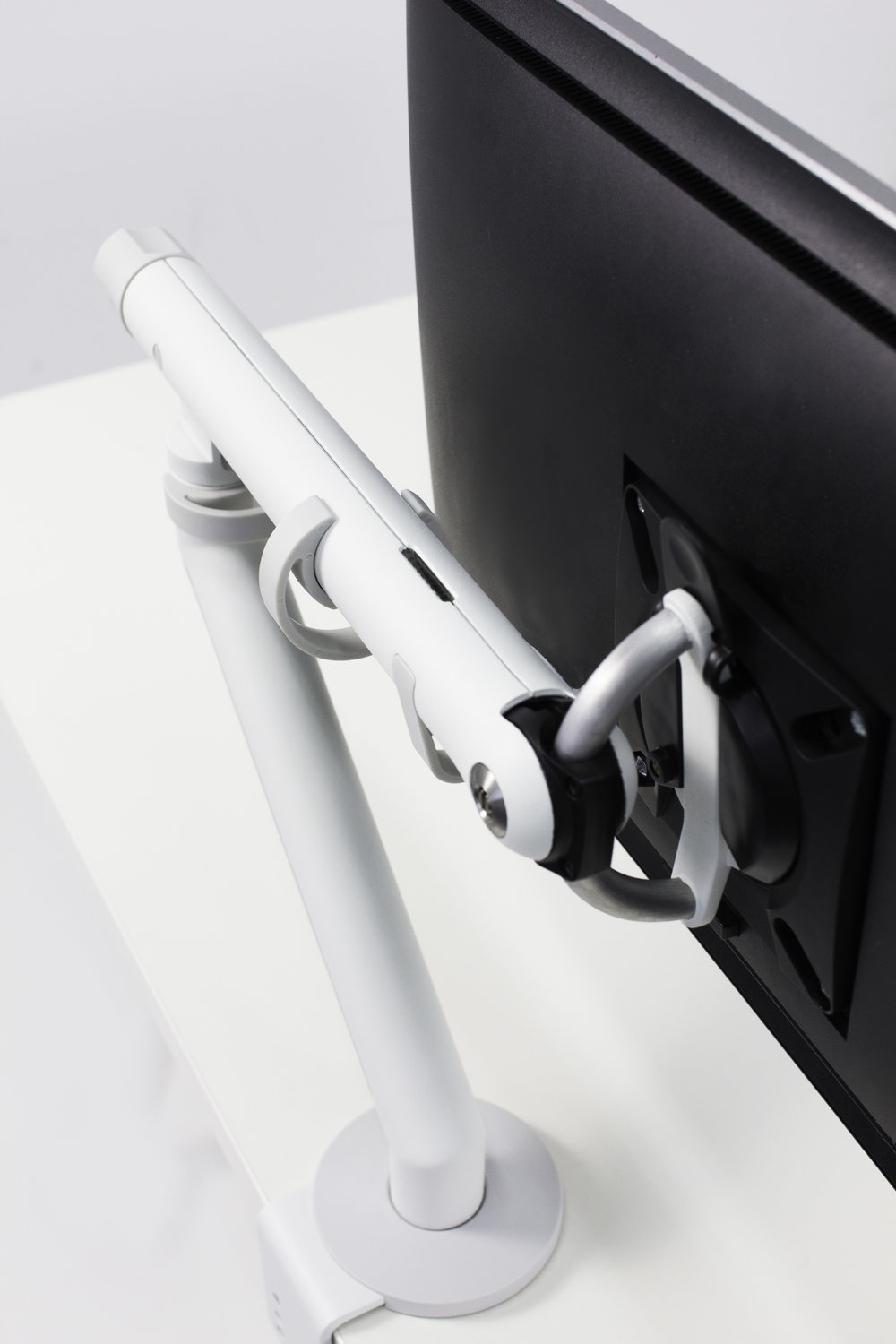 办公辅件|显示器支架|办公火狐官方网站|火狐HUOHU（中国）火狐官方网站|Flo 台面显示屏支架